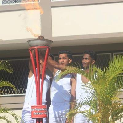 விளையாட்டு போட்டிகளின் போது எடுக்க பட்ட புகைப்படங்கள் 